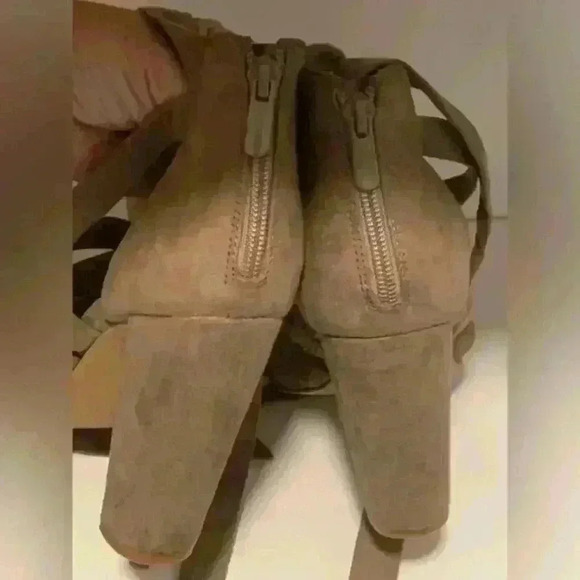 Torrid Suede Wrap Tie Up Heels/Shoes Taupe Womens Sz 9 - Picture 9 of 15